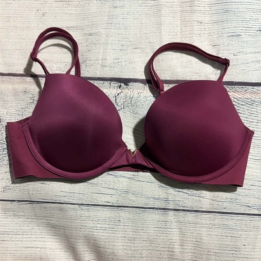 Plunge Push-Up Bra in Deep Berry